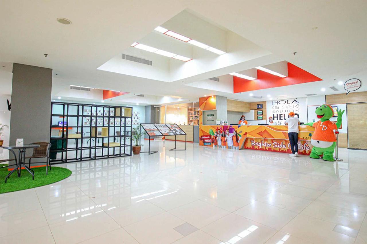 Harris Hotel Pontianak Extérieur photo