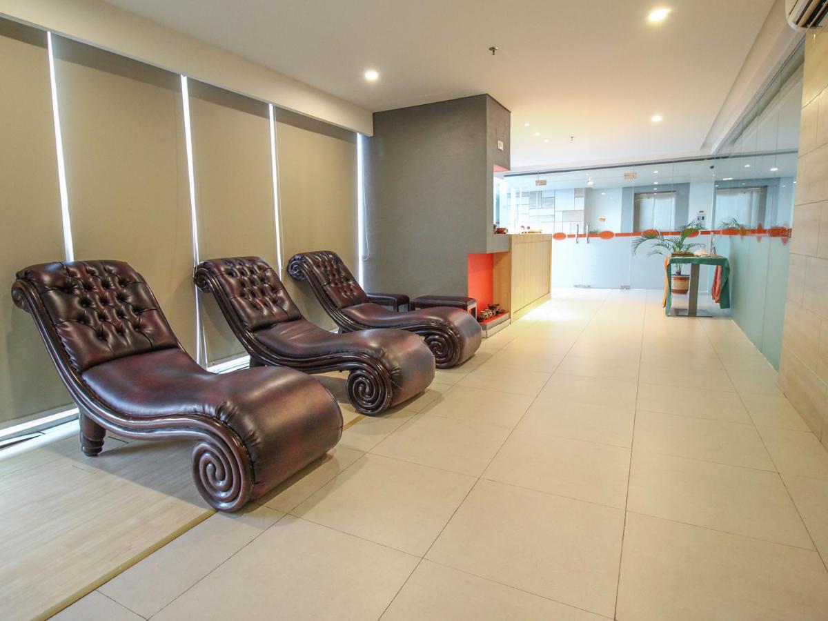 Harris Hotel Pontianak Extérieur photo