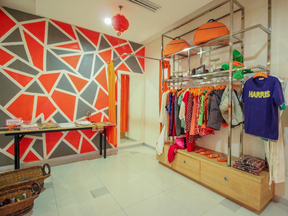 Harris Hotel Pontianak Extérieur photo