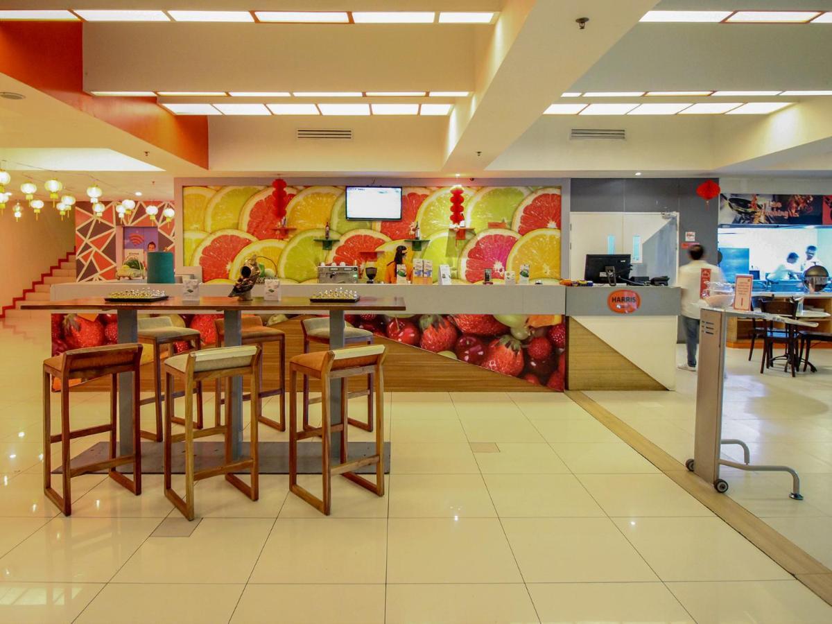 Harris Hotel Pontianak Extérieur photo